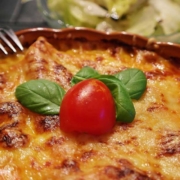 Nudelauflauf auf Italienisch - Lasagne